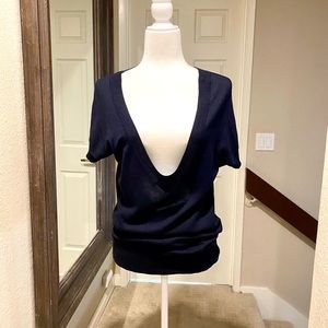 Navy blue vneck sweater